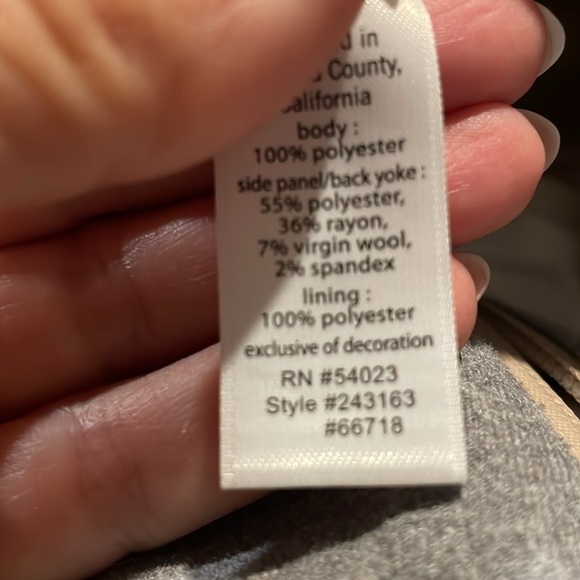 Athleta Ski Pants White Gray Zippered pockets Women’s L Adjustable Snowboarding - Picture 12 of 15